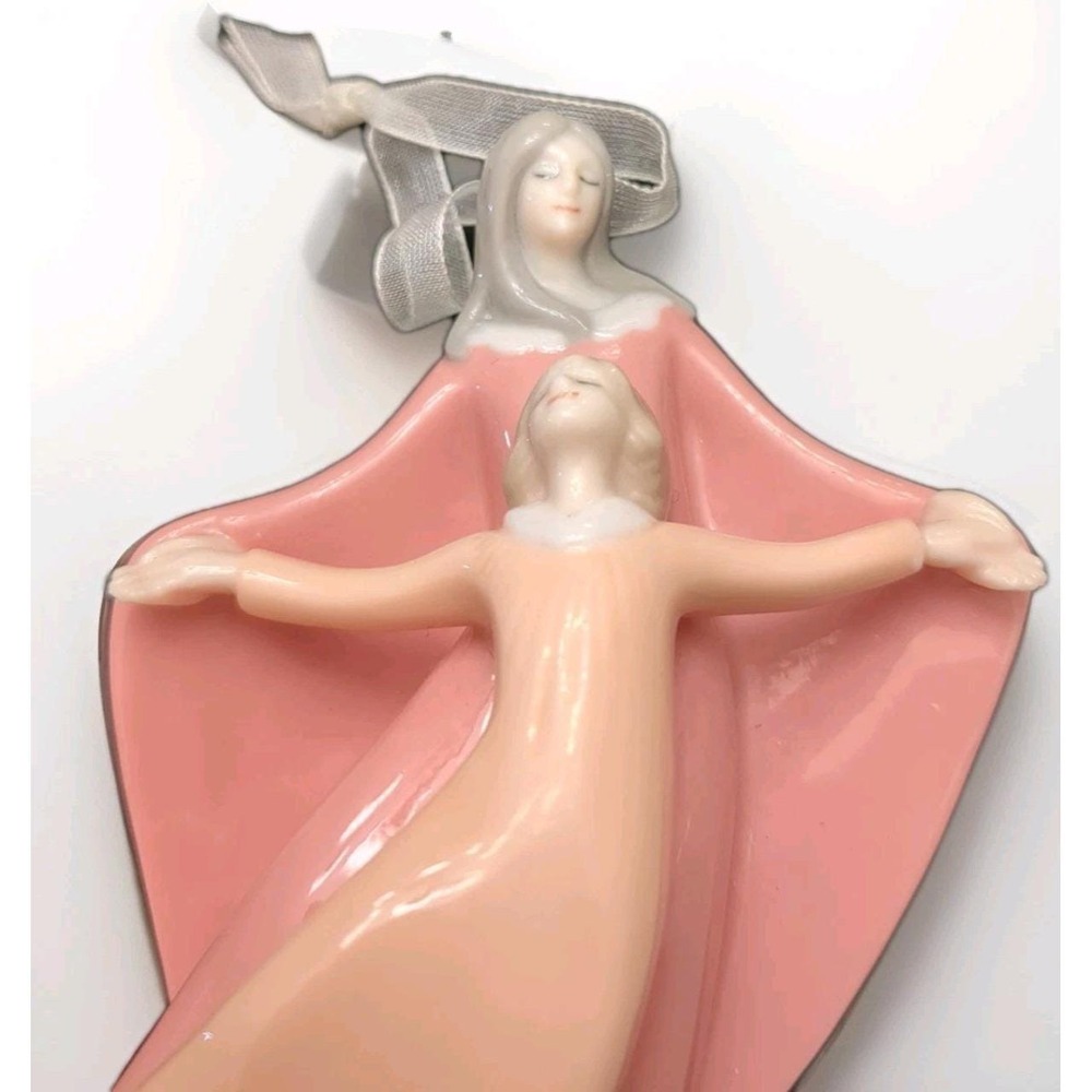 2004‎ Hallmark Ornament An Angel's Touch Mother and Daughter, (2004 HMK Lic) - Picture 3 of 12